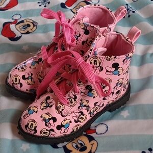 Minnie Mouse 🎀 Combat Boots